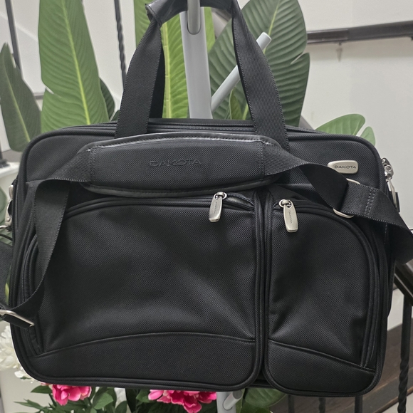 Dakota by TUMI Black Men's Bag
